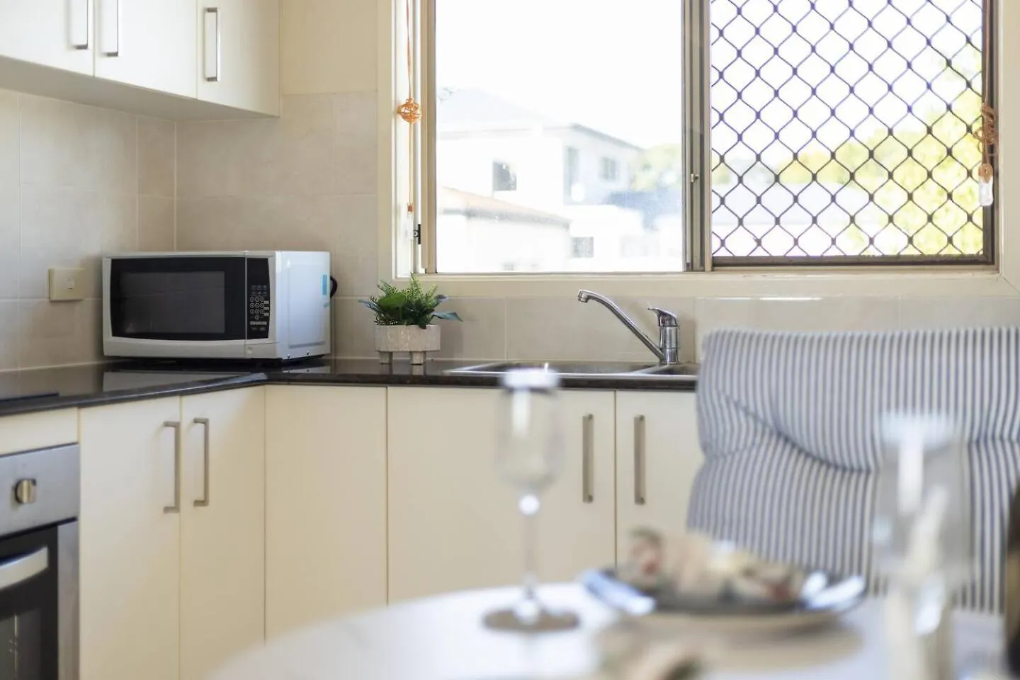 Holiday home Homy Self Contained Unit Sunnybank Cbd Street Parking Villa Brisbane Australia