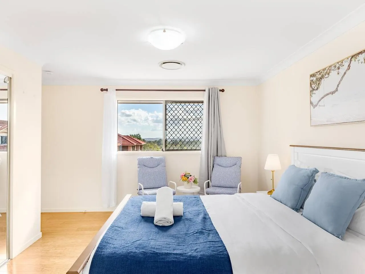 Homy Self Contained Unit Sunnybank Cbd Street Parking location